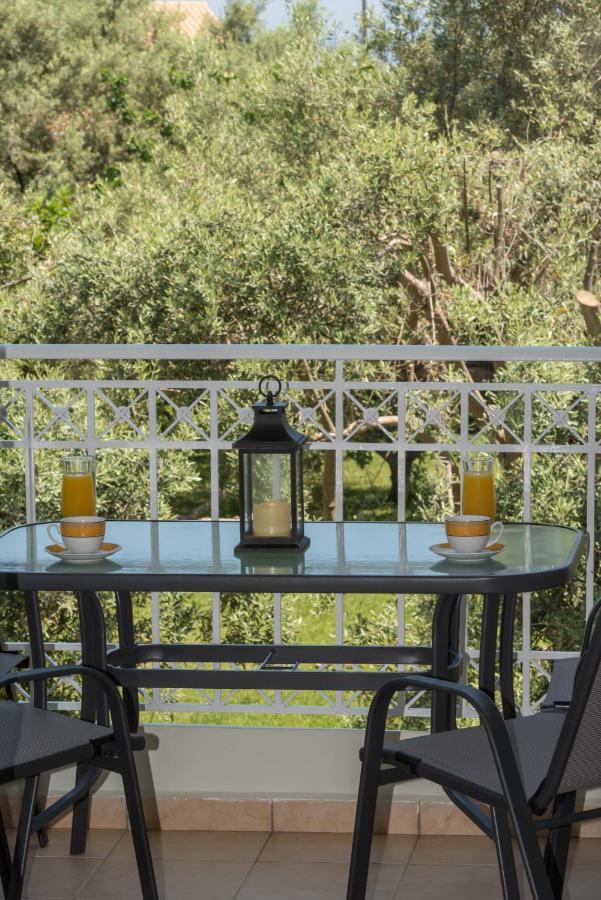 Elaia - Apartments & Studios Lefkada City Bagian luar foto