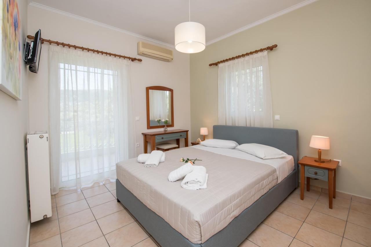 Elaia - Apartments & Studios Lefkada City Bagian luar foto