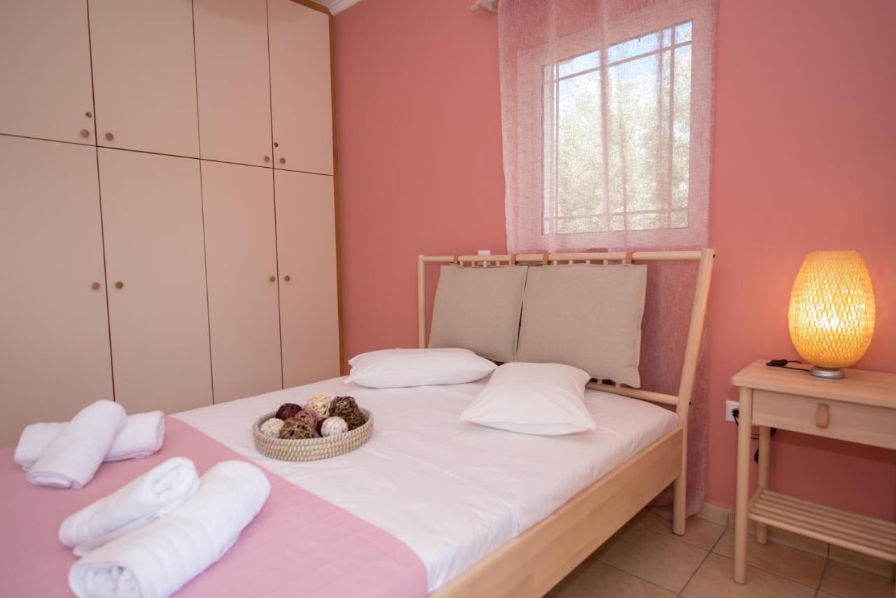 Elaia - Apartments & Studios Lefkada City Bagian luar foto